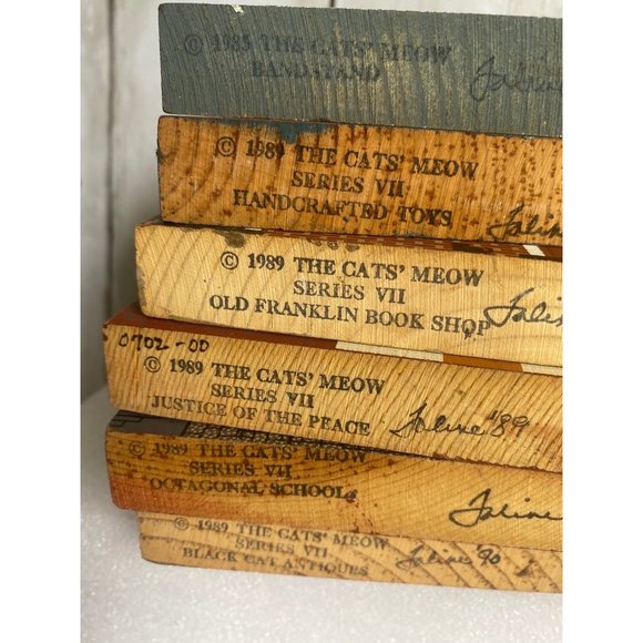 Cats Meow Village Antique signed  1989 School Clothiers Town Hall Cherry Tree In - Picture 12 of 14